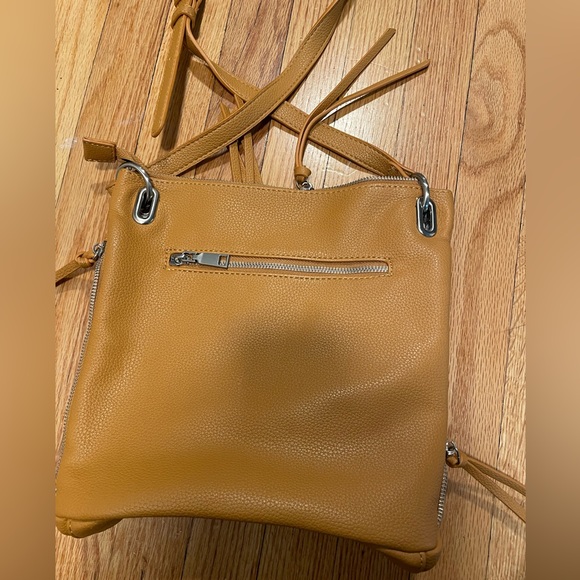 Moda Luxe Tasseled Crossbody Purse - Picture 3 of 6